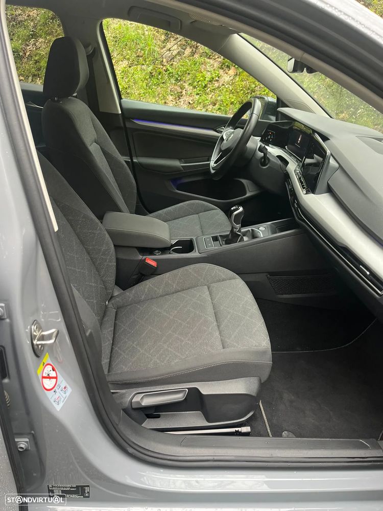 VW Golf Variant 2.0 TDi SCR Life - 13