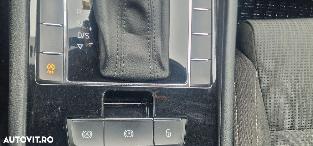 Skoda Superb 2.0 TDI DSG Ambition - 16