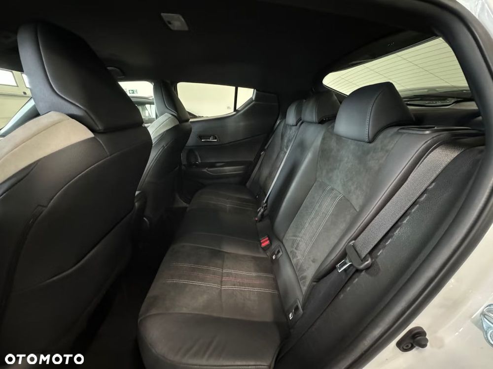 Toyota C-HR 1.8 Hybrid Dynamic - 16