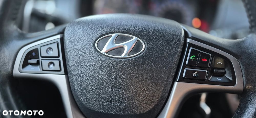 Hyundai i20 - 17