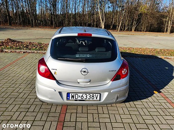 Opel Corsa - 10