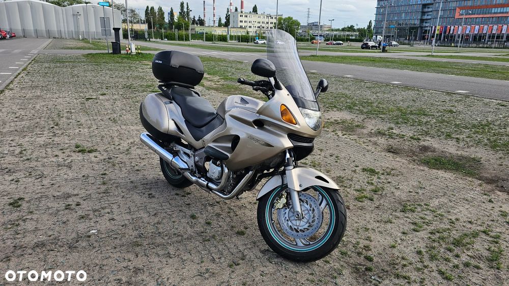 Honda NT - 5