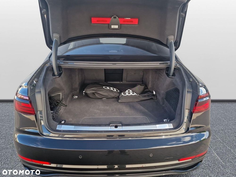 Audi A8 - 19