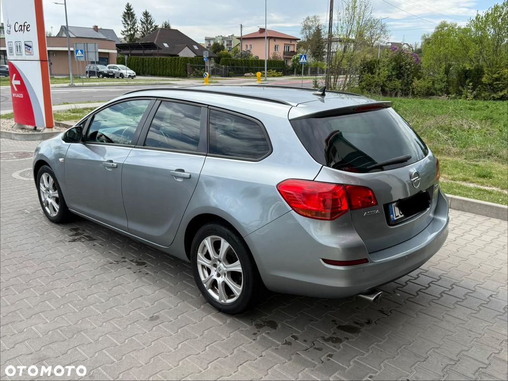 Opel Astra 2.0 CDTI Automatik Exklusiv - 3