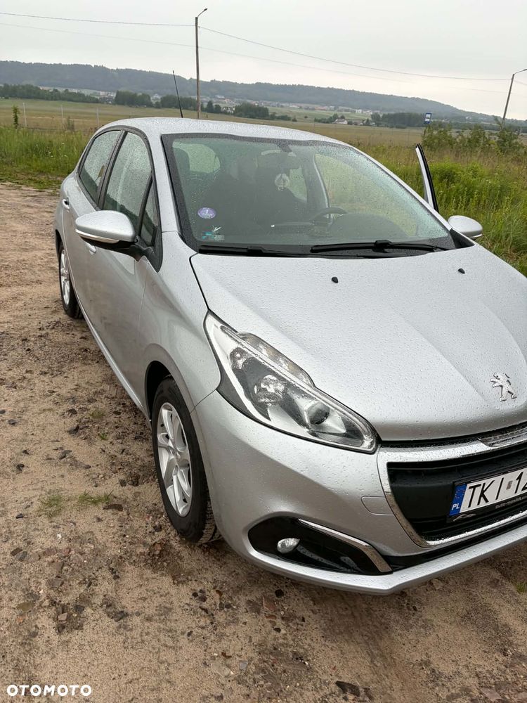 Peugeot 208 PureTech 82 Allure - 8