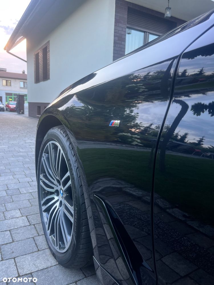 BMW Seria 5 520d xDrive M Sport sport - 17