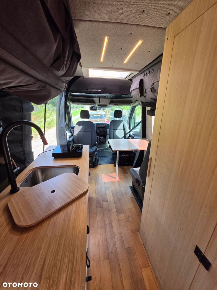 Mercedes-Benz Sprinter 906.211 - 31