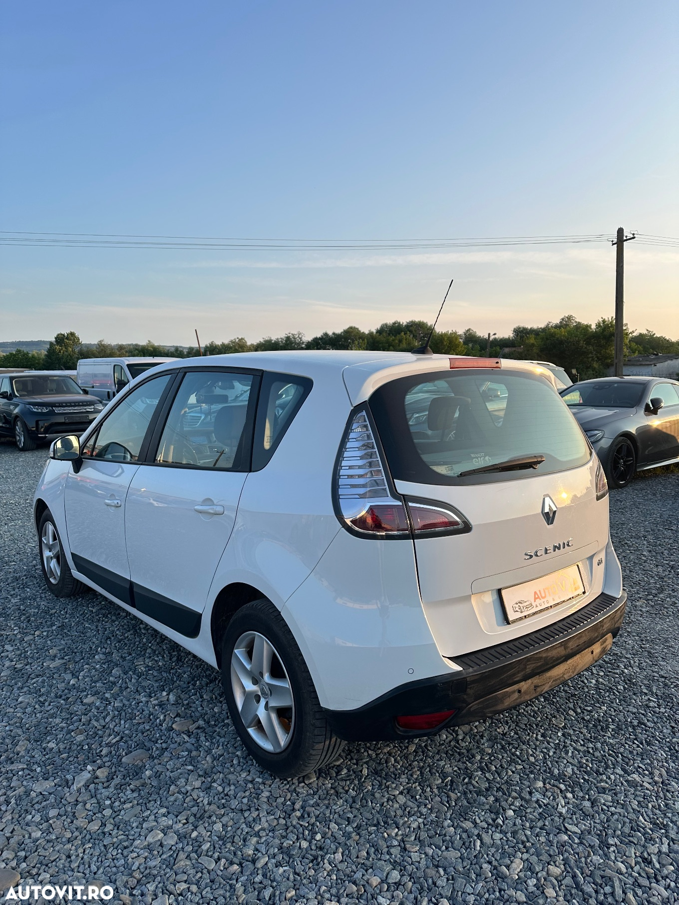 Renault Scenic - 11