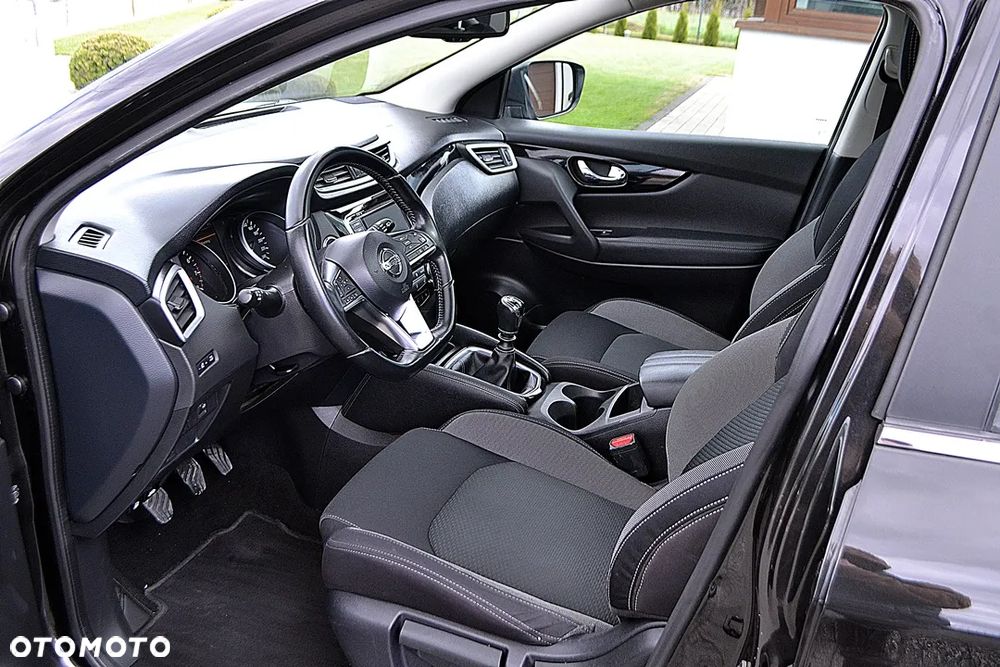 Nissan Qashqai 1.3 DIG-T Tekna - 10
