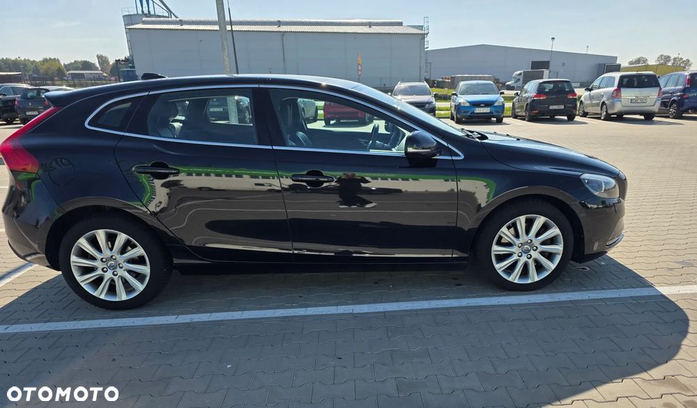Volvo V40 2014 photo 4
