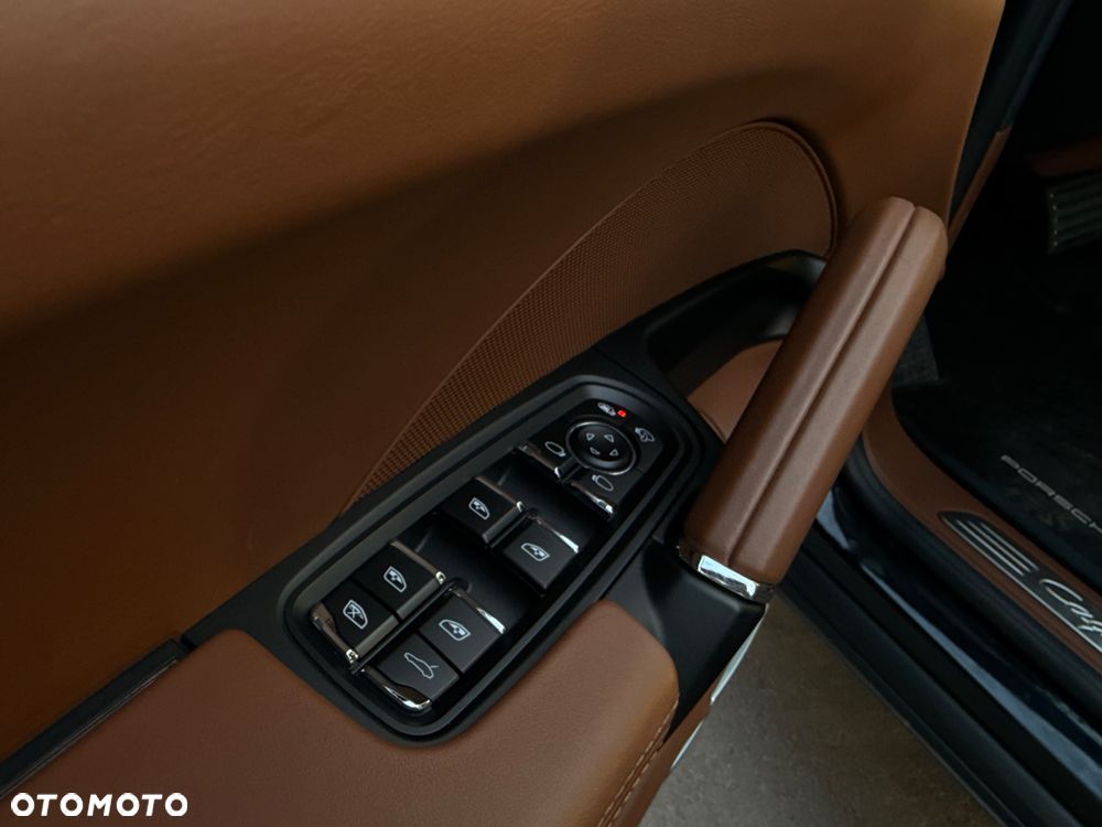 Porsche Cayenne S - 21