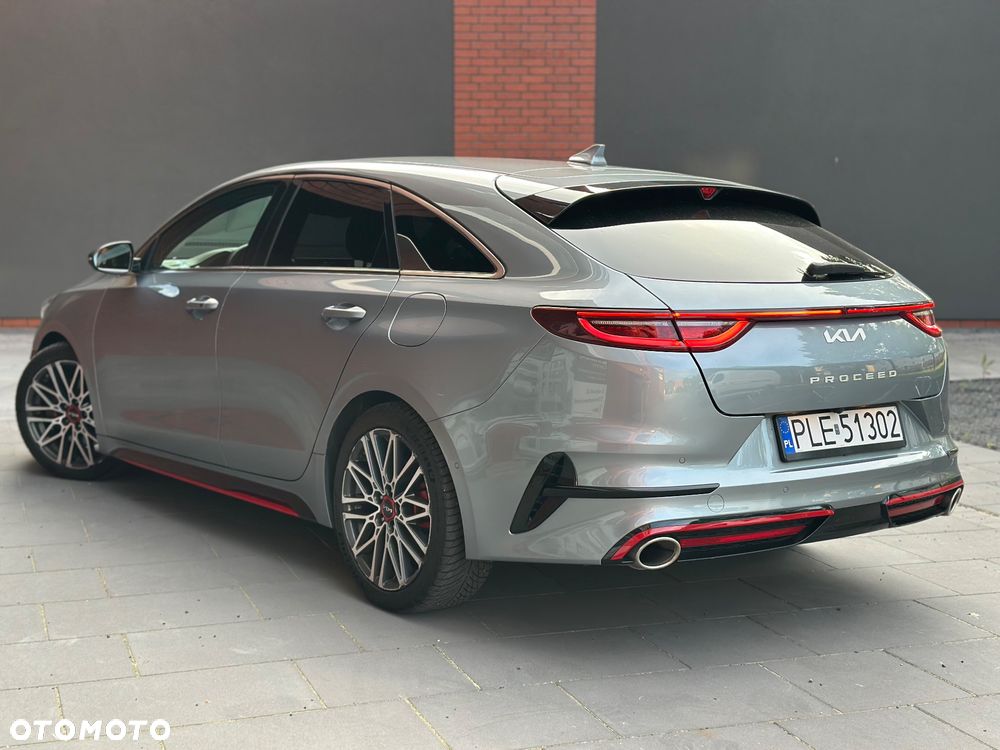 Kia ProCeed 1.6 T-GDI GT DCT - 4