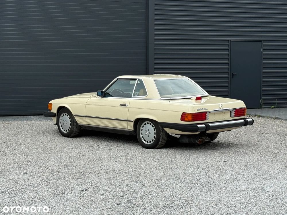 Mercedes-Benz SL - 11