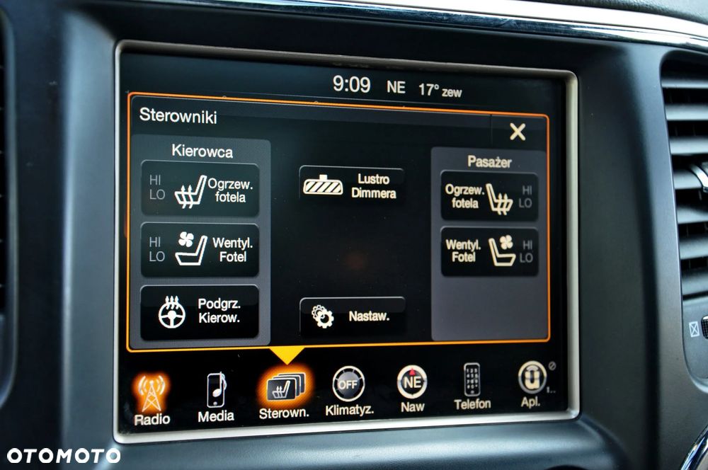 Jeep Grand Cherokee - 29