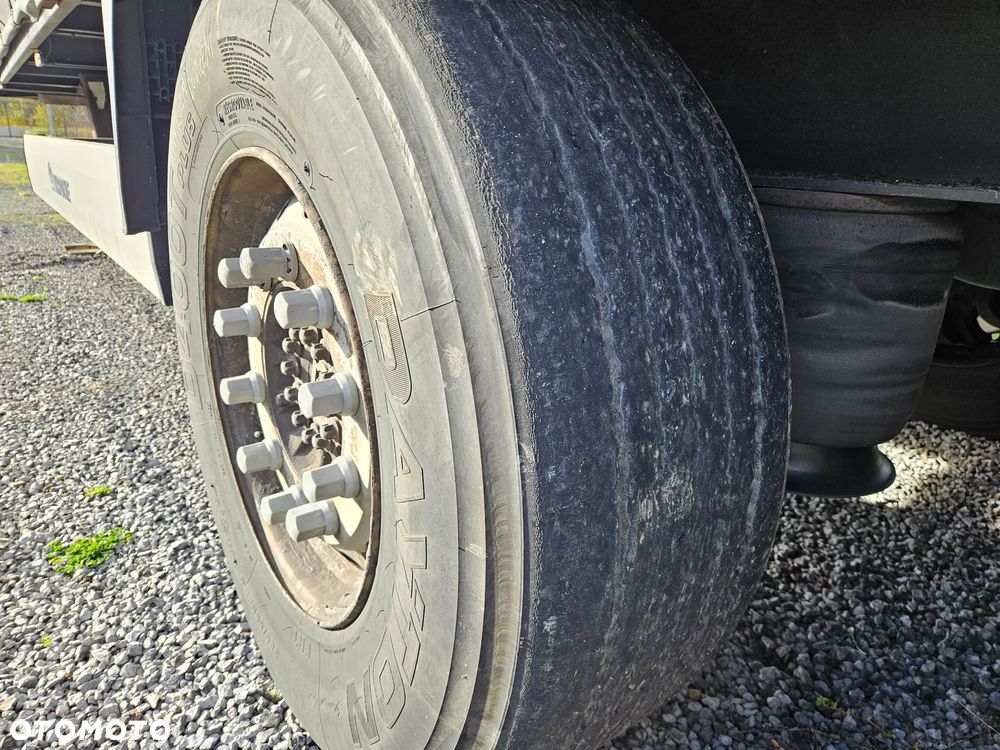 Krone SD naczepa firanka uszkodzona - 14