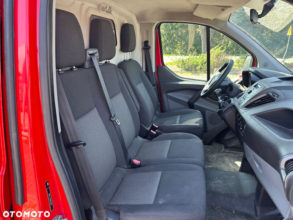 Ford Transit Connect - 8