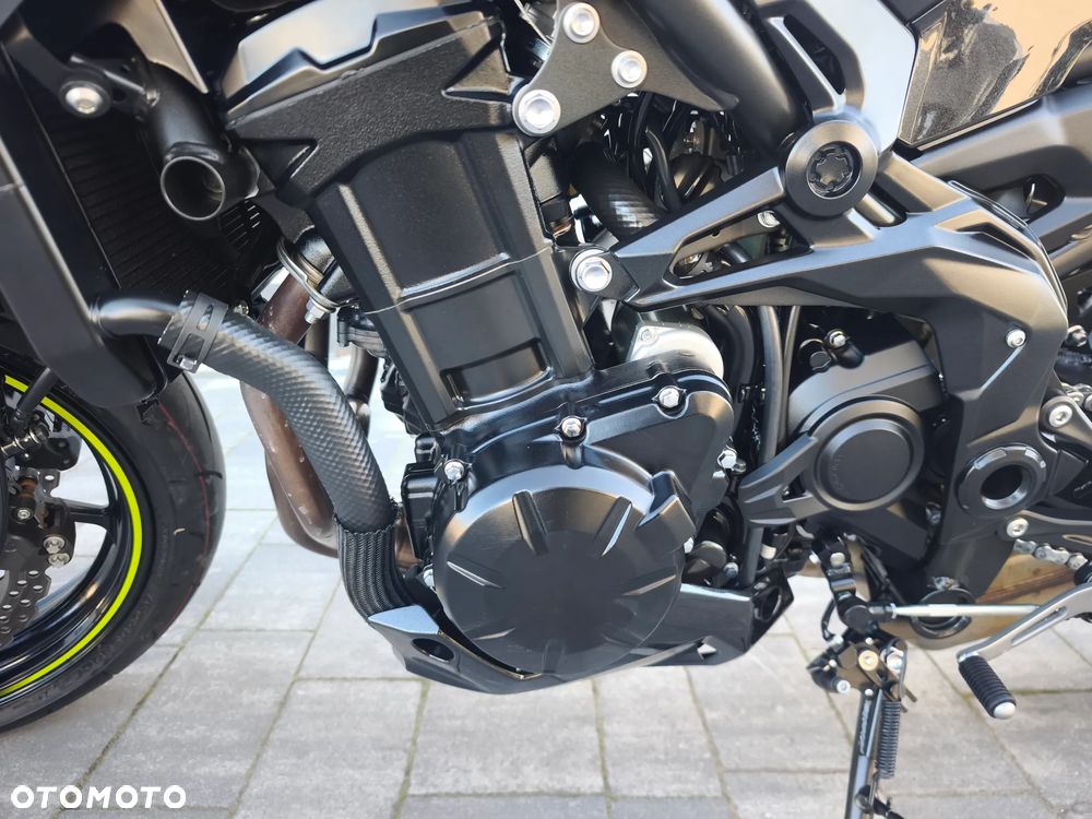 Kawasaki Z 900 - 31