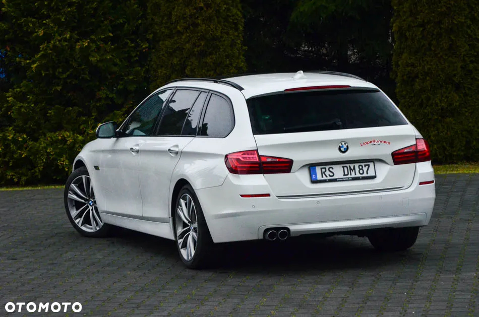 BMW Seria 5 520d Touring Luxury Line - 15
