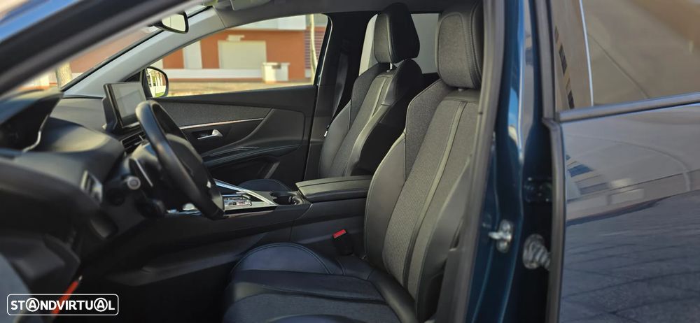 Peugeot 5008 PureTech 130 EAT8 Stop & Start Allure Pack - 15