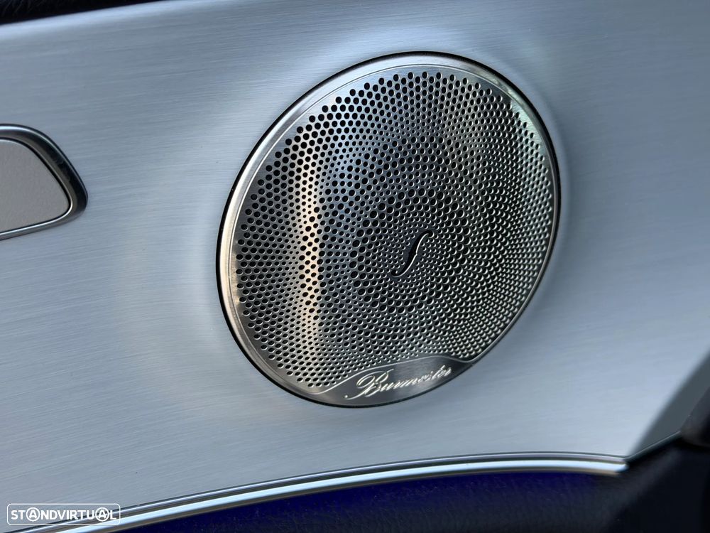Mercedes-Benz E 300 de 4Matic 9G-TRONIC AMG Line - 31
