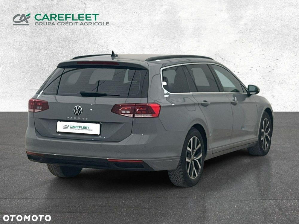 Volkswagen Passat - 5