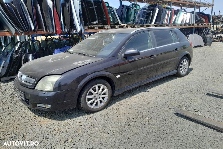 Dezmembrez Opel Signum C [2003 - 2005] Hatchback 1.9 CDTI MT (150 hp) - 3