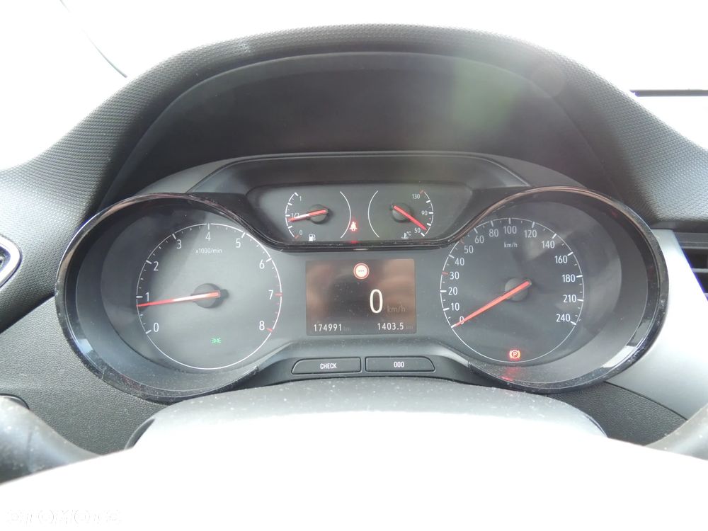 Opel Crossland X 1.2 Action - 10