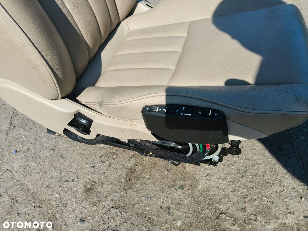 MERCEDES C KLASA W204 LIFT FOTEL LEWY PRZEDNI JASNA SKÓRA GRZANY POMPOWANY - 4