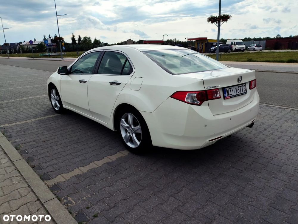 Honda Accord 2.0 Comfort - 6