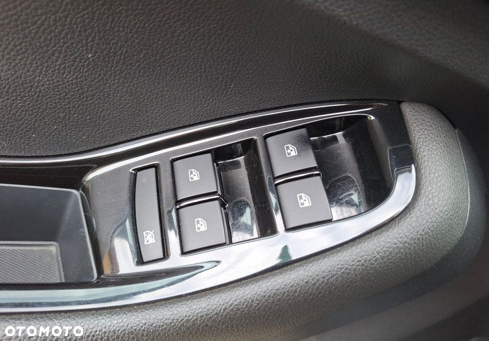 Chevrolet Orlando - 23