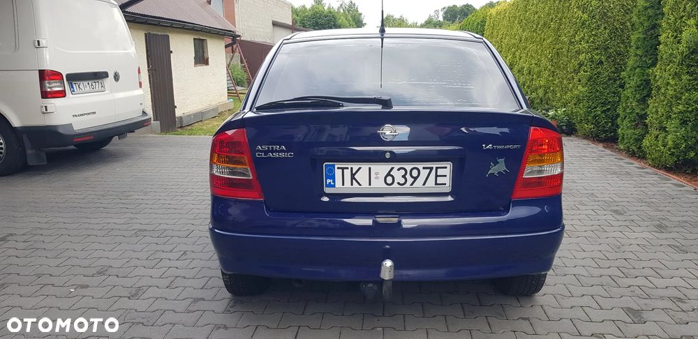 Opel Astra 1.4 - 6