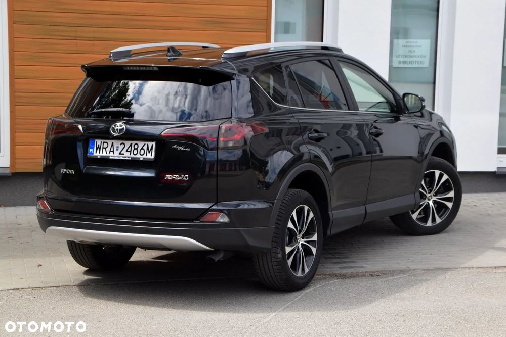 Toyota RAV4 2.0 D-4D 4x2 Start-Stop Executive - 8
