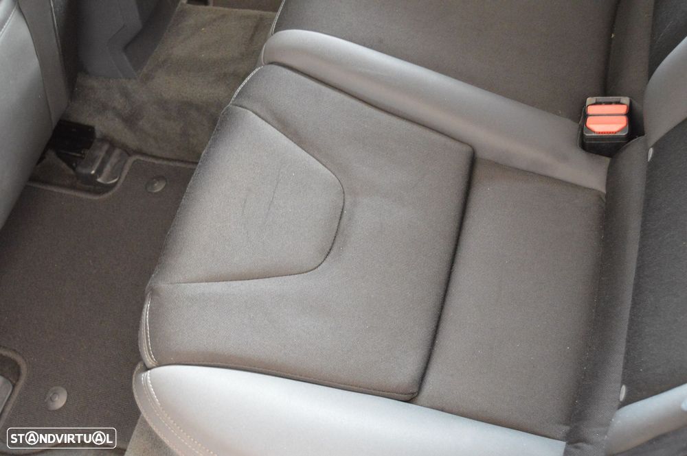 Volvo V60 1.6 D2 Drive Momentum Powershift Start/Stop - 27