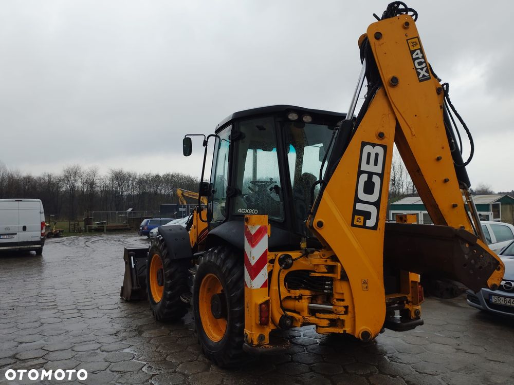 JCB 4CX - 7