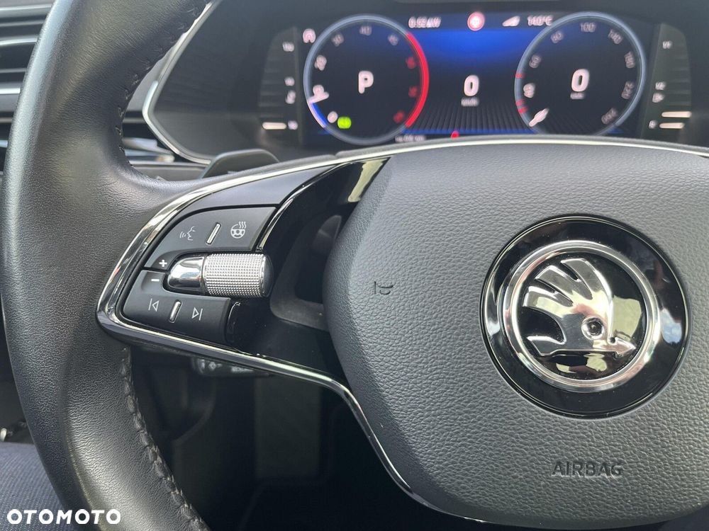 Skoda Superb 2.0 TDI SCR L&K DSG - 17