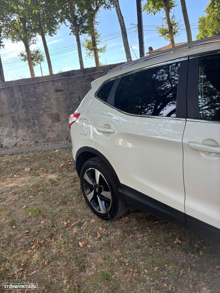 Nissan Qashqai 1.6 dCi Tekna Xtronic - 10