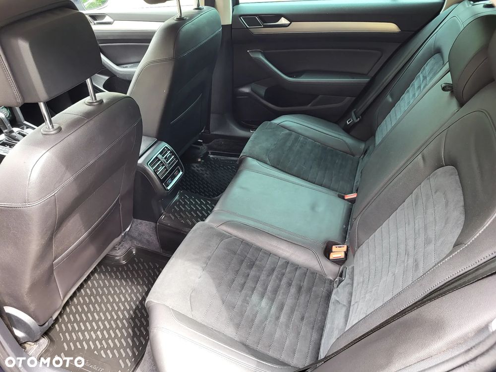 Volkswagen Passat 1.8 TSI BMT Highline DSG - 9