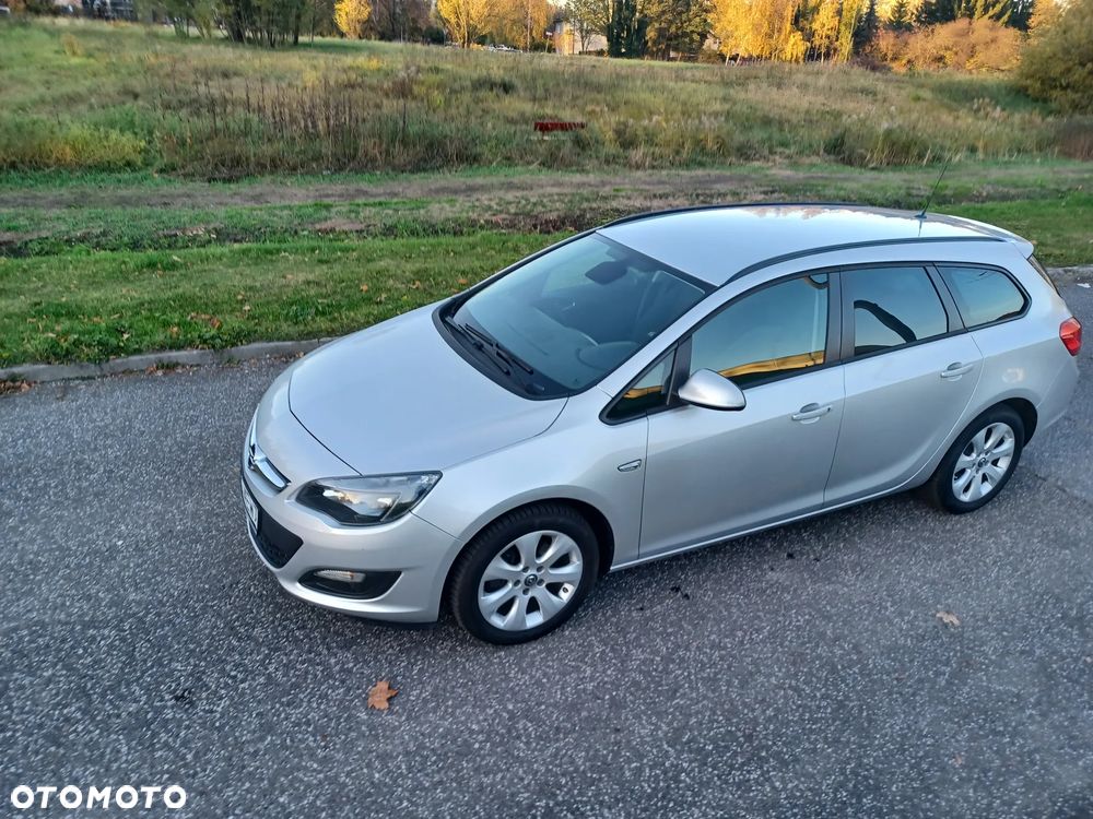 Opel Astra IV 1.6 CDTI Cosmo - 19