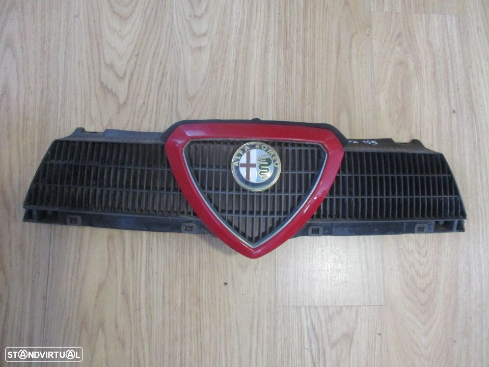 Grelha Frontal Simbolo Alfa Romeo 155 - 2