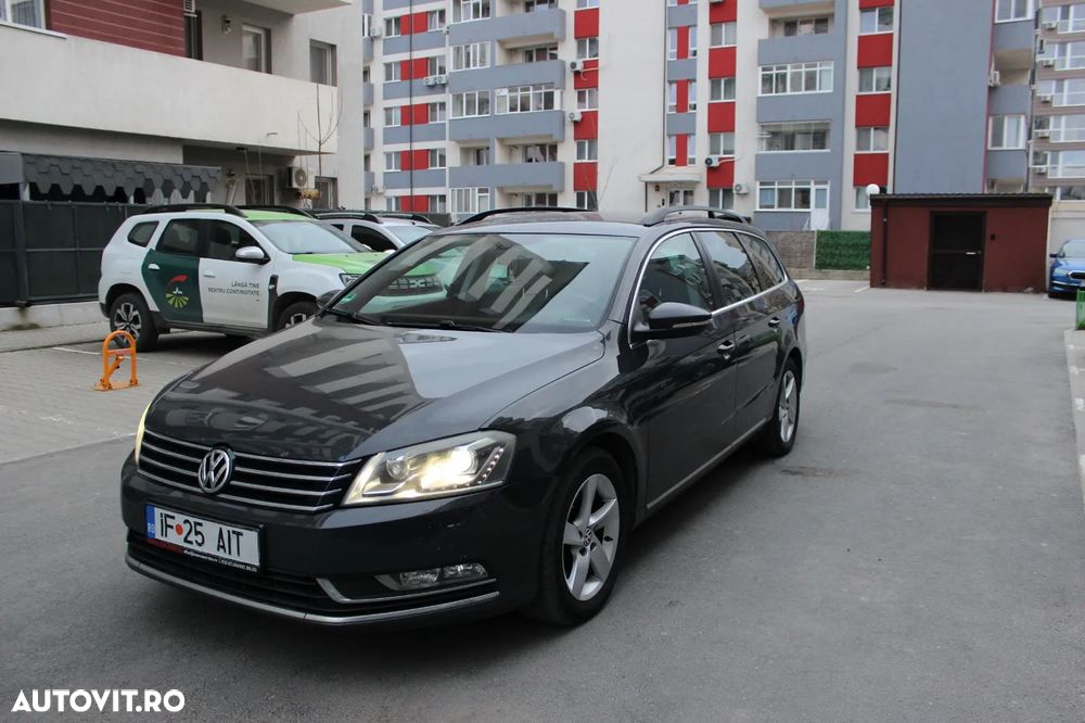 Volkswagen Passat 2.0 TDI DPF Blue TDI DSG Comfortline - 15