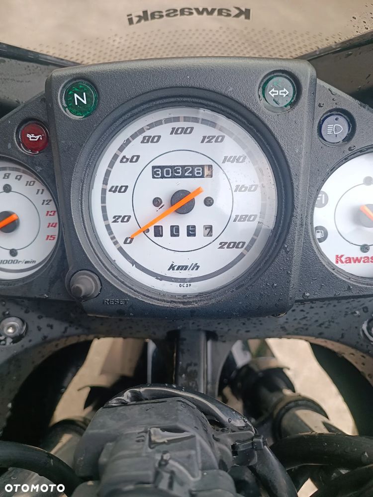 Kawasaki Ninja 250R - 3