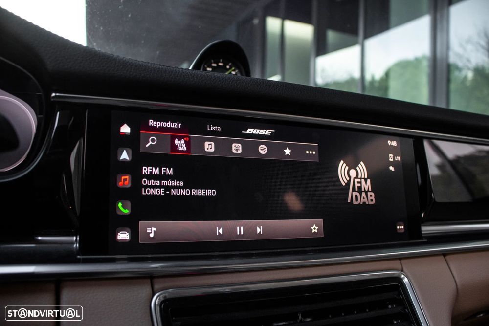 Porsche Panamera 4 E-Hybrid Platinum Edition - 46