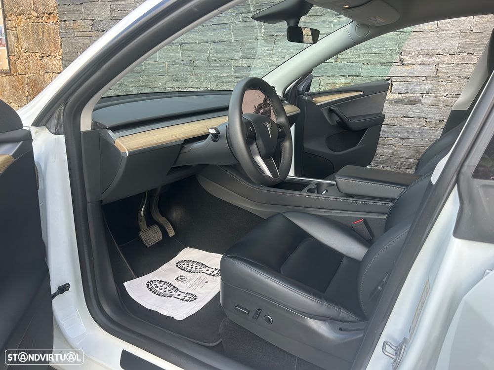 Tesla Model Y Tração Traseira - 10