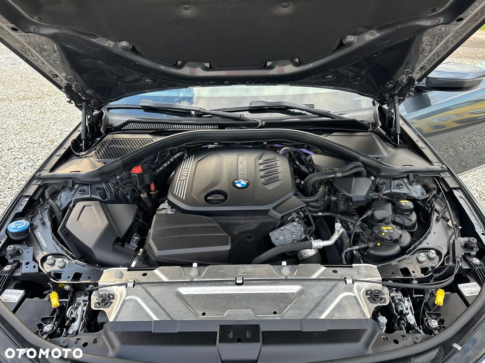 BMW Seria 3 318d Edition Luxury Line Purity - 39