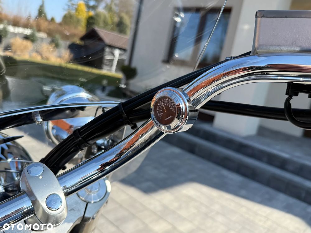 Suzuki VL 800 Volusia - Boulevard C50 - 21