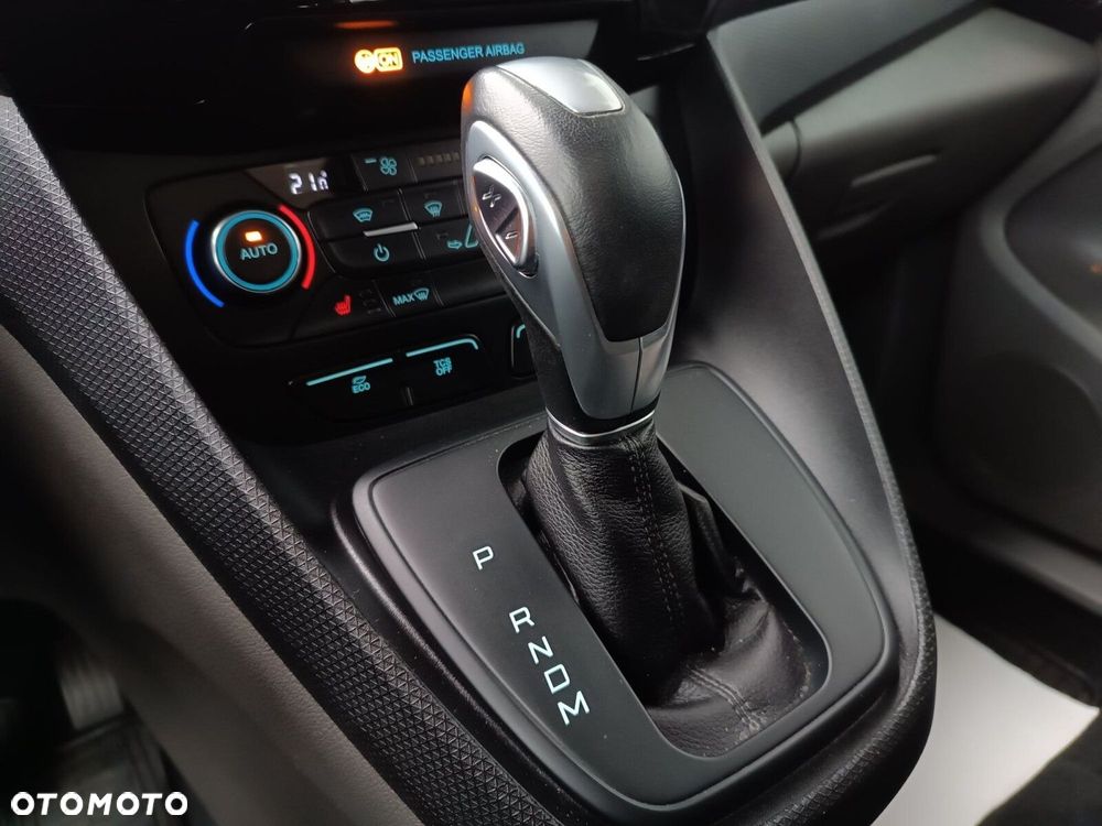 Ford Tourneo Connect Grand - 24