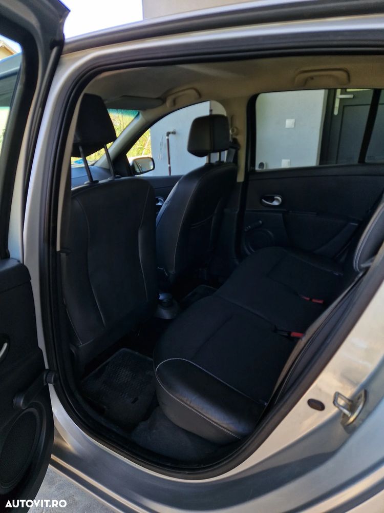 Renault Clio III 1.6 16V Dynamique - 17