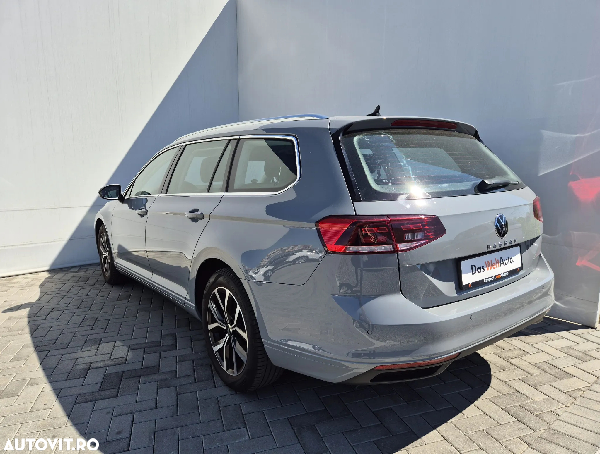 Volkswagen Passat Variant 2.0 TDI DSG Comfortline - 3