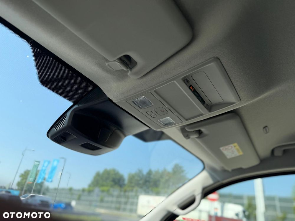 Volkswagen Transporter T7 - 27