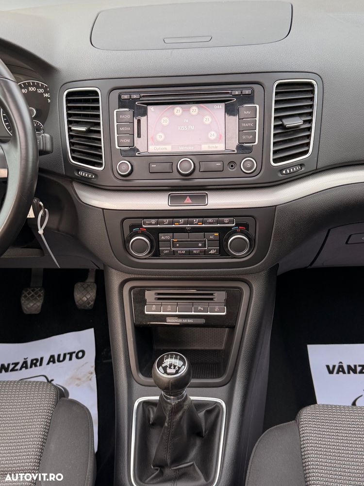 Volkswagen Sharan 2.0 TDI BlueMotion Technology Cup - 24